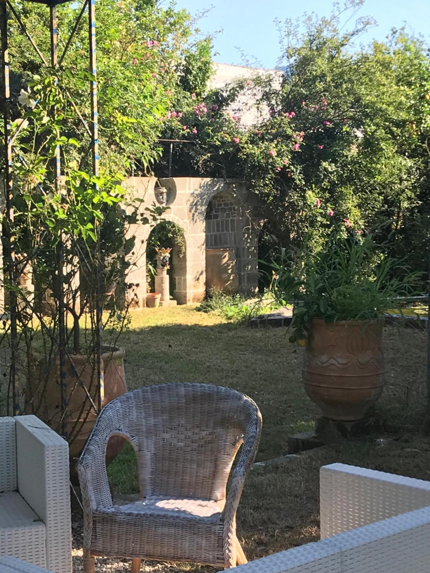 La Gallina Felice B&B Мета Экстерьер фото